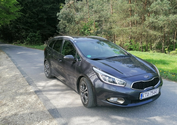 Kia Ceed cena 37900 przebieg: 199140, rok produkcji 2013 z Międzychód małe 352